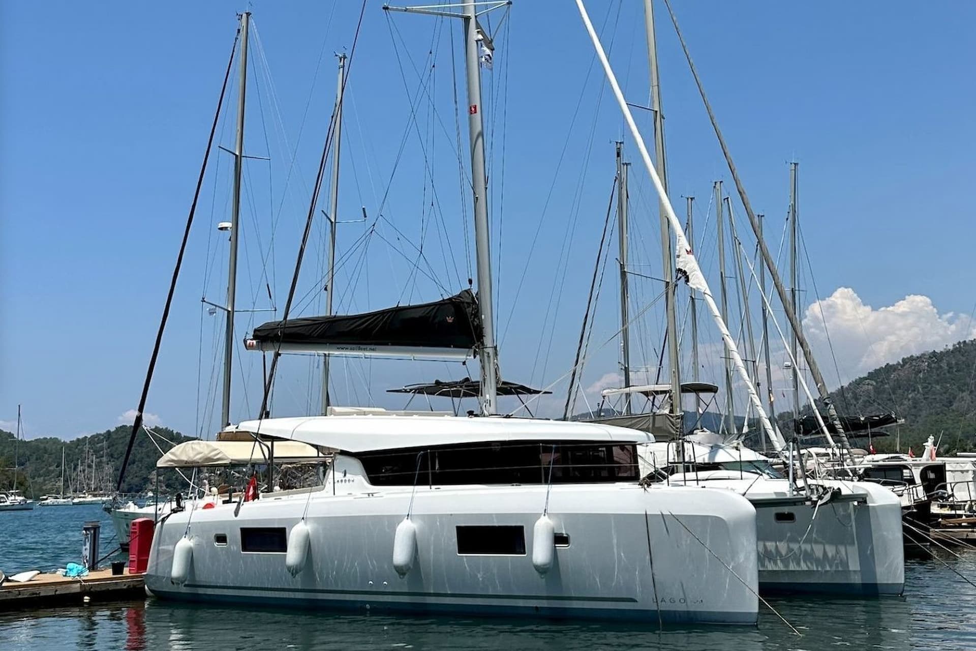 Konyaaltı 12.8m Katamaran